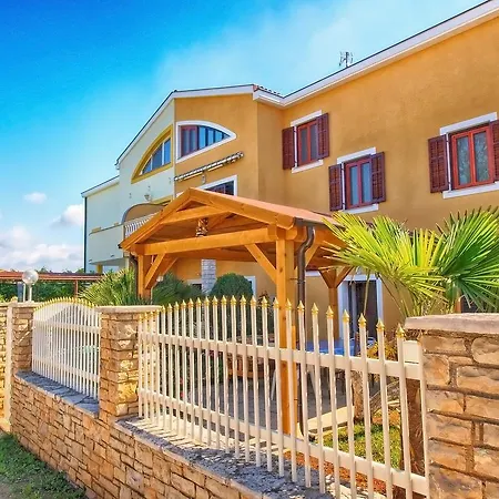 Joko 1160 Apartamento Pula