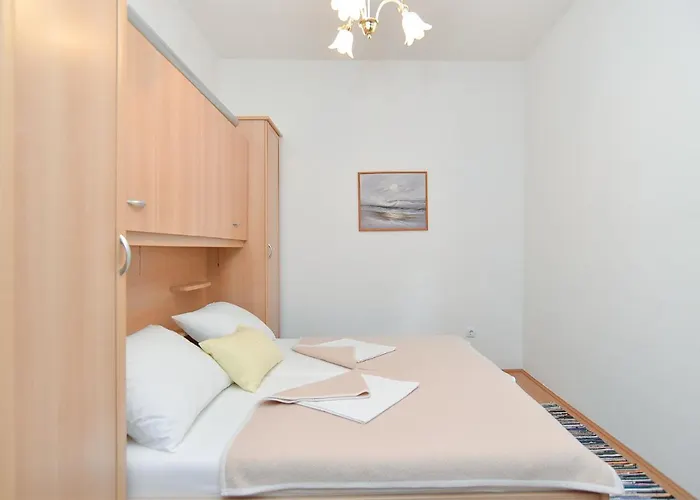 Joko 1160 Apartman *