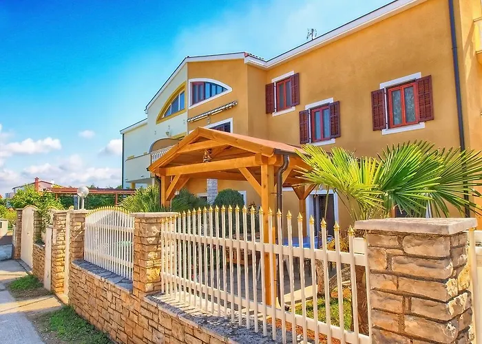 Joko 1160 Apartman Pula